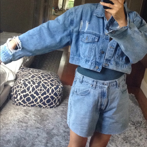 P hot sexy denim jacket 😍❤️ - Picture 4 of 7